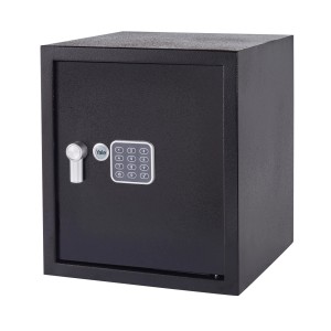 Schwarzer Yale Tresor Value Safe L Code mit digitalem Tastenfeld und Schlüssel.