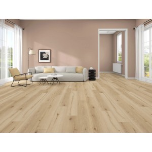 Wohnraum mit Klick-Vinylboden Eiche Viborg. Helle Holzoptik mit integrierter Trittschalldämmung.