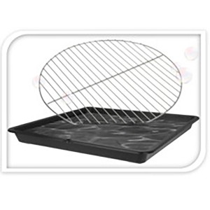 Schwarzes Grill Reinigungstablett (67x55x68cm) mit Grillrost zur einfachen Reinigung.