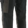 Cat Bundhose Essential, schwarz, Größe 32x30, mit Taschen und Knieverstärkung.