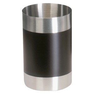 Mundspülbecher aus dem 5-teiligen, schwarzen Badaccessoires-Set. Edelstahl mit silbernen Akzenten.