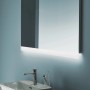 Ideal Standard Connect Air Waschtischarmatur in Chrom mit LED-beleuchtetem Spiegel.