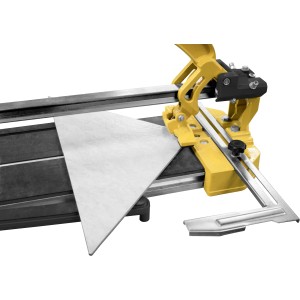 Güde Hand-Fliesenschneider GHF 800 in Gelb-Schwarz mit Fliese auf stabiler Aluminium-Grundplatte.