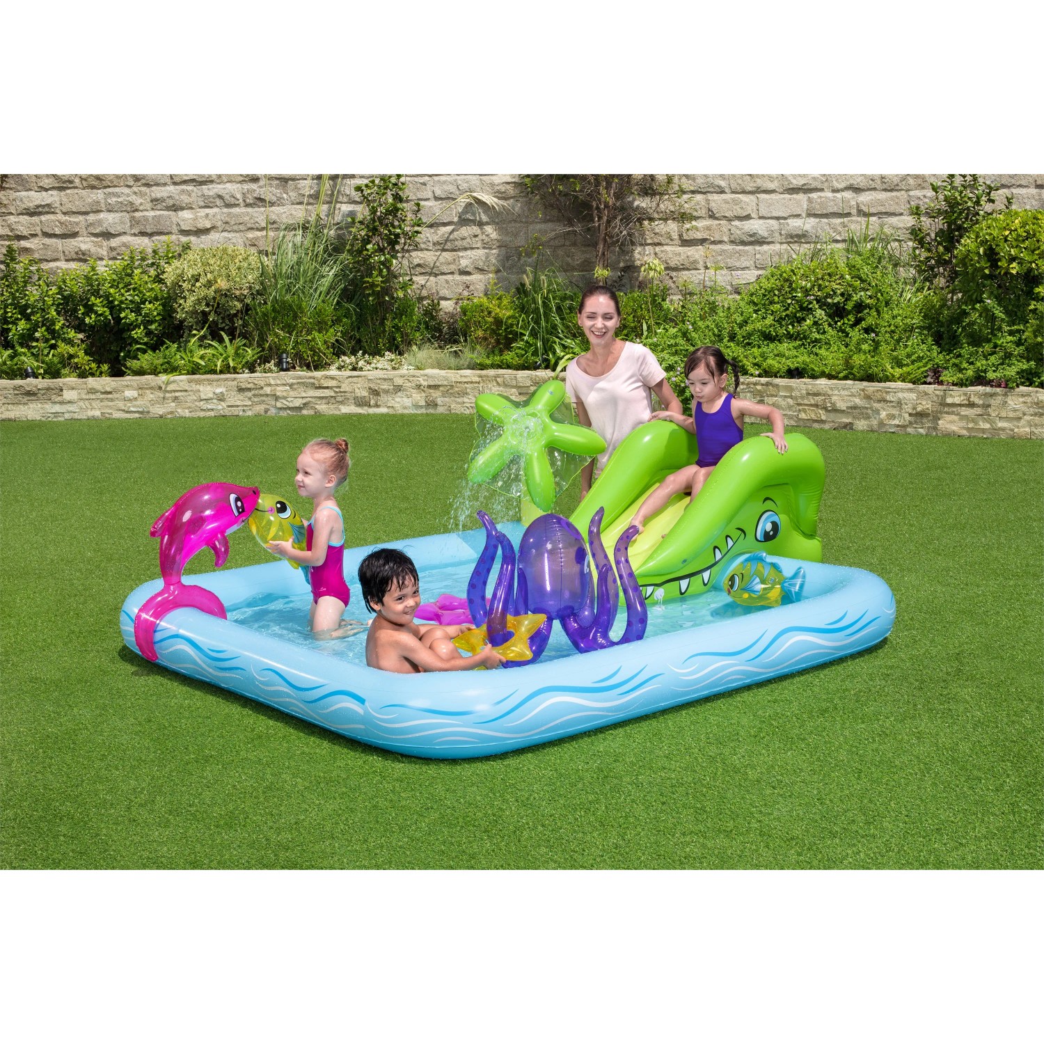 Bestway Wasserspielcenter Aquarium mit Rutsche, Wassersprühern und Meerestier-Motiven für Kinder.