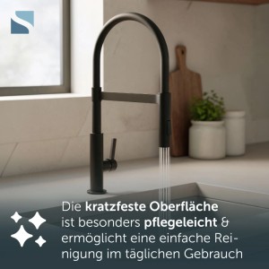 SCHÜTTE MIAMI Einhebelmischer schwarz matt mit flexiblem Auslauf in Küche. Kratzfeste, pflegeleichte Oberfläche.