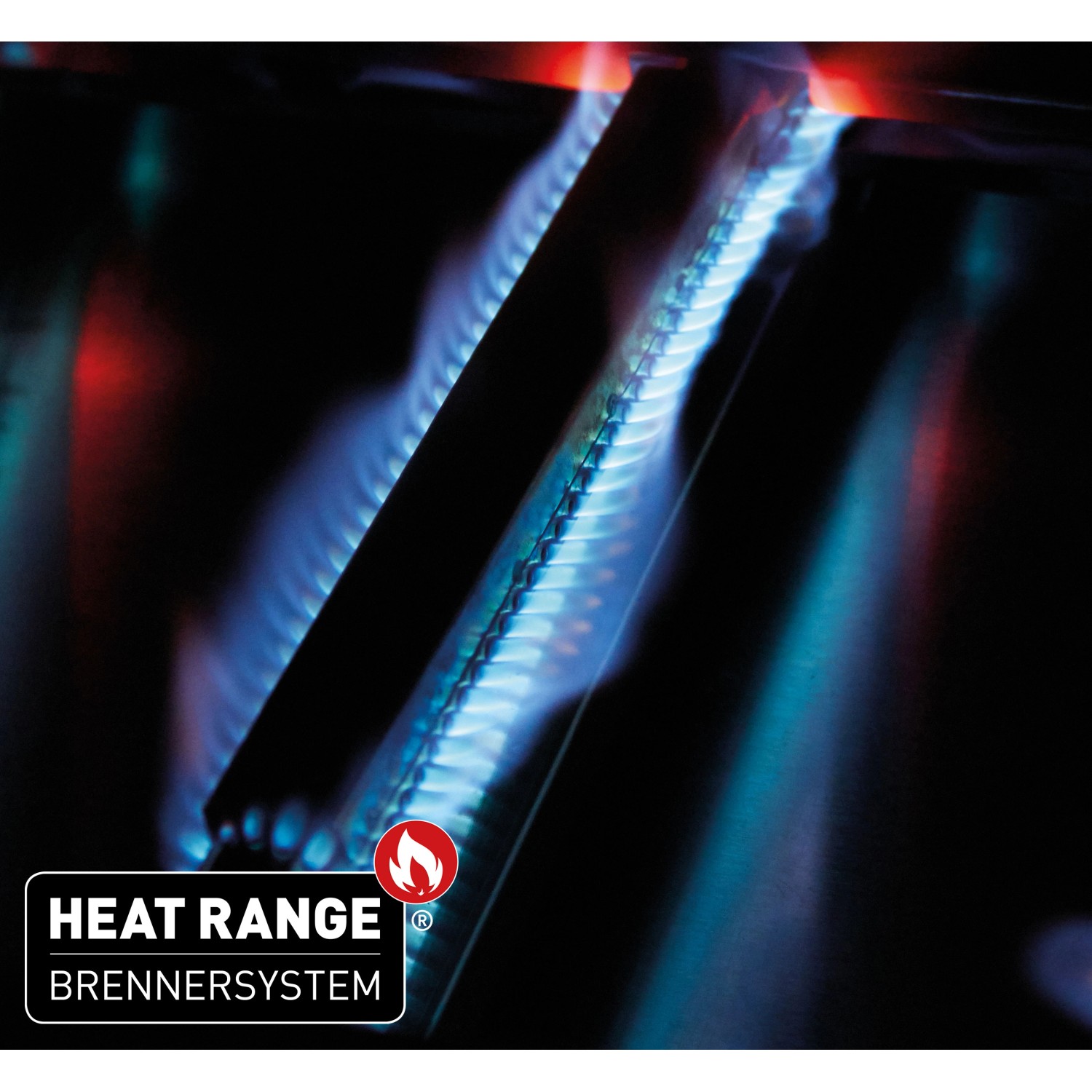 Detailaufnahme der Heat Range Brenner des Enders Gasgrill Monroe Pro 3 SIK Turbo im Betrieb.