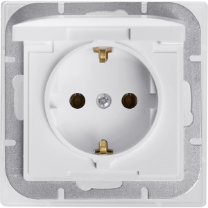 Reinweiße Schutzkontakt-Steckdose Jule 1-fach mit Klappdeckel für den Innenbereich.