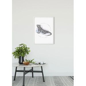 Wandbild: Aquarell-Illustration einer Iguana im weißen Rahmen, 50x70 cm.