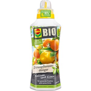 Flasche Compo Bio Zitruspflanzendünger 500ml für gesunde Pflanzen.