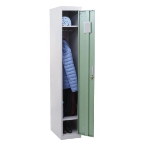 Offener, mintgrüner MCW Spind Boston T163 aus Metall mit Kleidung und Ablagefächern.