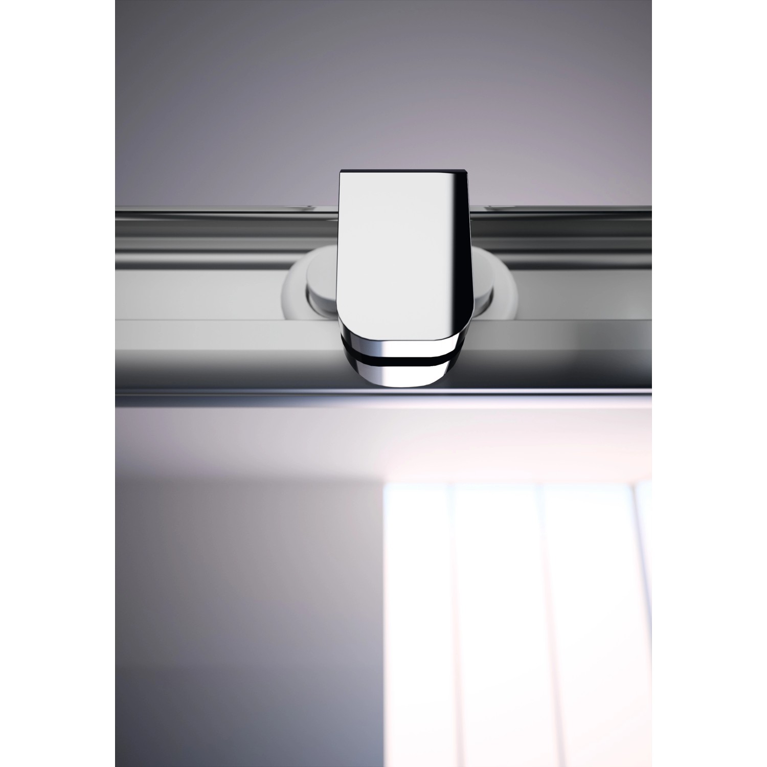 Detailaufnahme: Hüppe EasyEntry Duschtür, 2-teilig, Silber Hochglanz, mit Gleittürbeschlag.