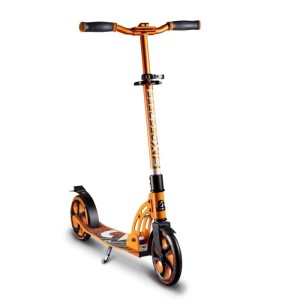 Oranger Six Degrees Aluminium Scooter mit Klappmechanismus, Ständer und 205 mm Rollen. Höhenverstellbarer Tretroller.