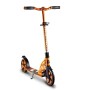 Orangefarbener Six Degrees Aluminium Scooter mit Klappmechanismus, Ständer, 205 mm Rollen und höhenverstellbarer Lenkstange.