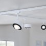 Paulmann URail LED-Schienensystem mit drei weißen Spots und warmweißem Licht.