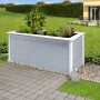 Grau-weißes Weka Hochbeet Herba aus Holz (81x205x80cm) mit Bepflanzung im Garten.