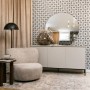 Selsey Sideboard Bemmi 150 cm kaschmirgrau mit schwarzen Metallbeinen im Wohnzimmer. Modernes Design, 3 Türen, Stauraum.