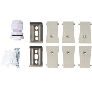 Zubehör für LED-Feuchtraumleuchte: Kabelverschraubung, Montageclips, Dübel und Schrauben.