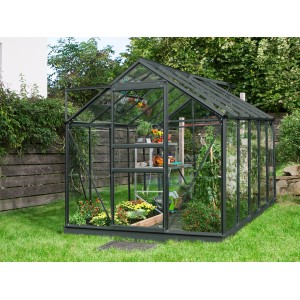 Schwarzes Vitavia Gewächshaus Venus 6200 ESG mit Pflanzen im Garten.