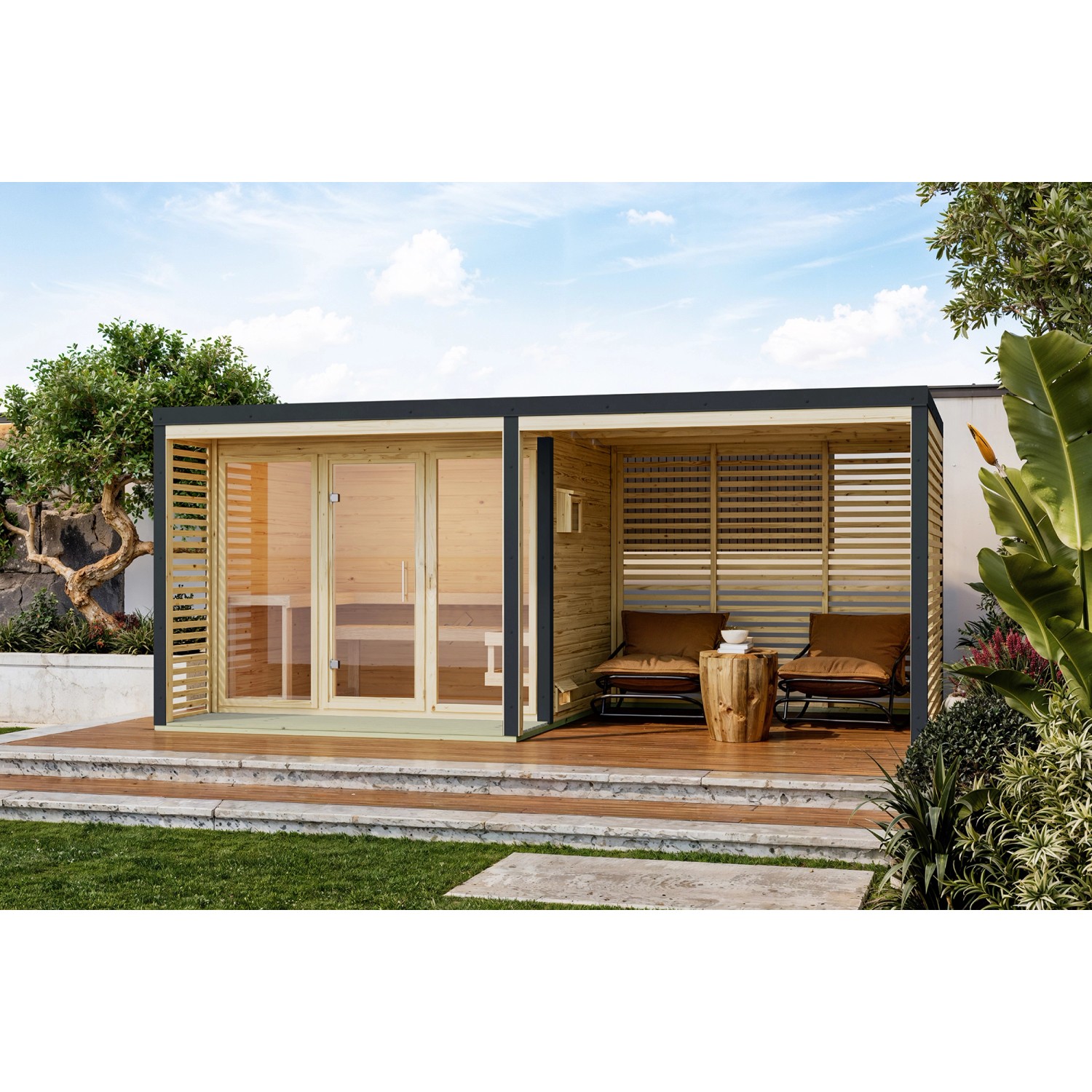 Karibu Saunahaus Seros mit Anbaudach in Naturbelassen/Anthrazit und Ruhebereich.