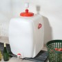 Getränkefass Comfort 150 l aus Kunststoff mit Gärglocke und Auslaufhahn.