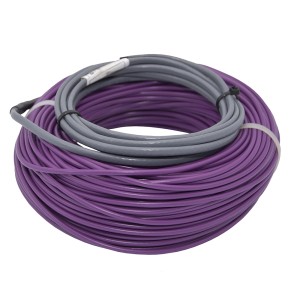 Violettes Heizkabel (60m) für Fußbodenheizung, 800W, aufgerollt.