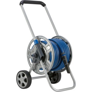 LUX Schlauchwagen-Set mit 20 m Schlauch auf Metalltrommel für die Gartenbewässerung.