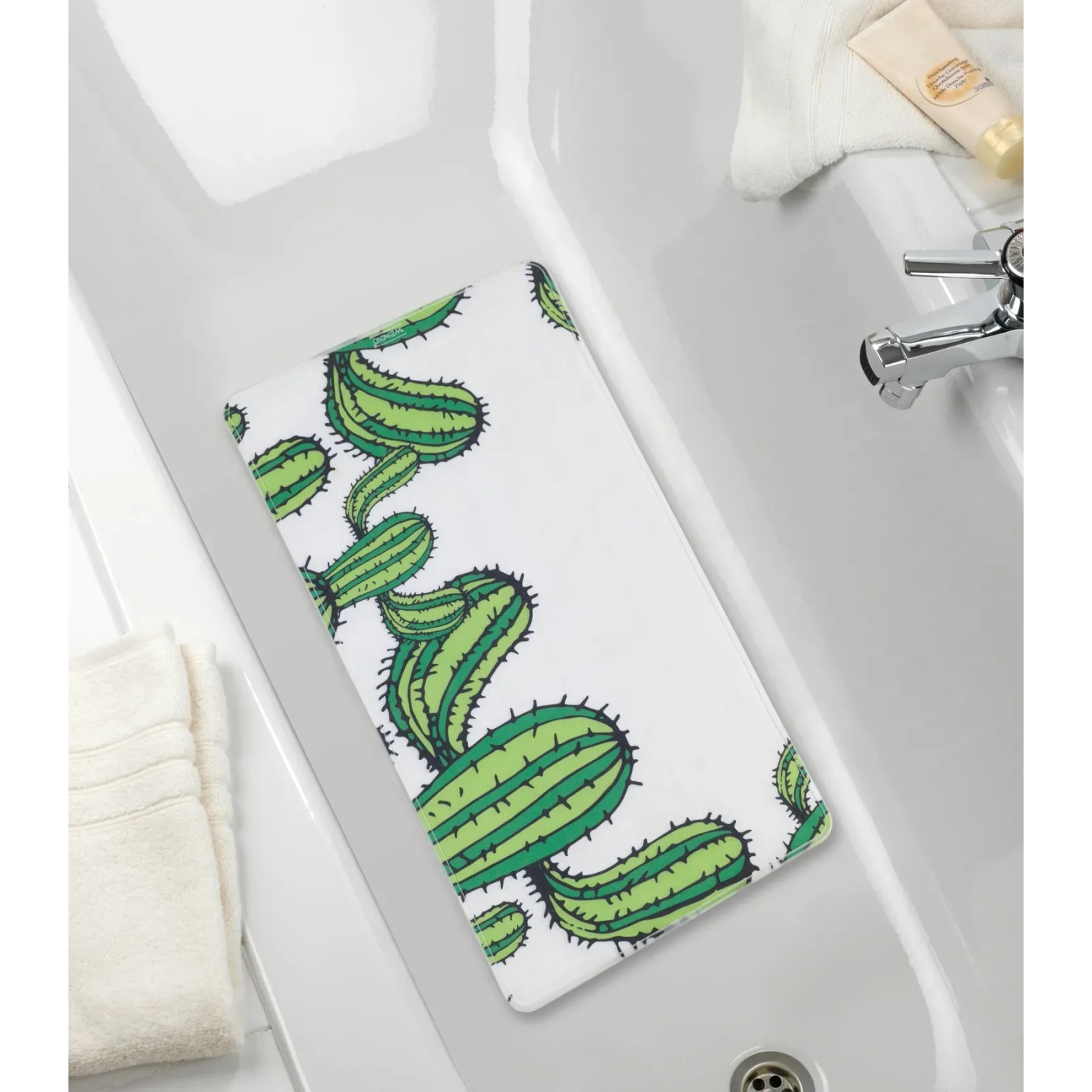 Wenko Wanneneinlage Cactus, 70x40 cm, mit grünem Kaktus-Motiv in weißer Badewanne.
