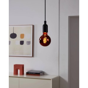 Eglo E27 LED Leuchtmittel in Globeform, 4 W, mit warmweißem Licht und sichtbarem Glühfaden.
