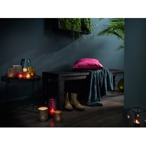 Dekorativer Teelichthalter Dark Wonder in Grün, 8,5 cm hoch, Ø 10 cm, für stimmungsvolle Beleuchtung.