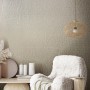 Beige-braune Marburg Vliestapete mit moderner Struktur im Wohnraum.