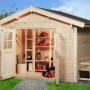 Unbehandeltes Weka Holz-Gartenhaus mit Satteldach und geöffneten Doppeltüren, Innenregal sichtbar.