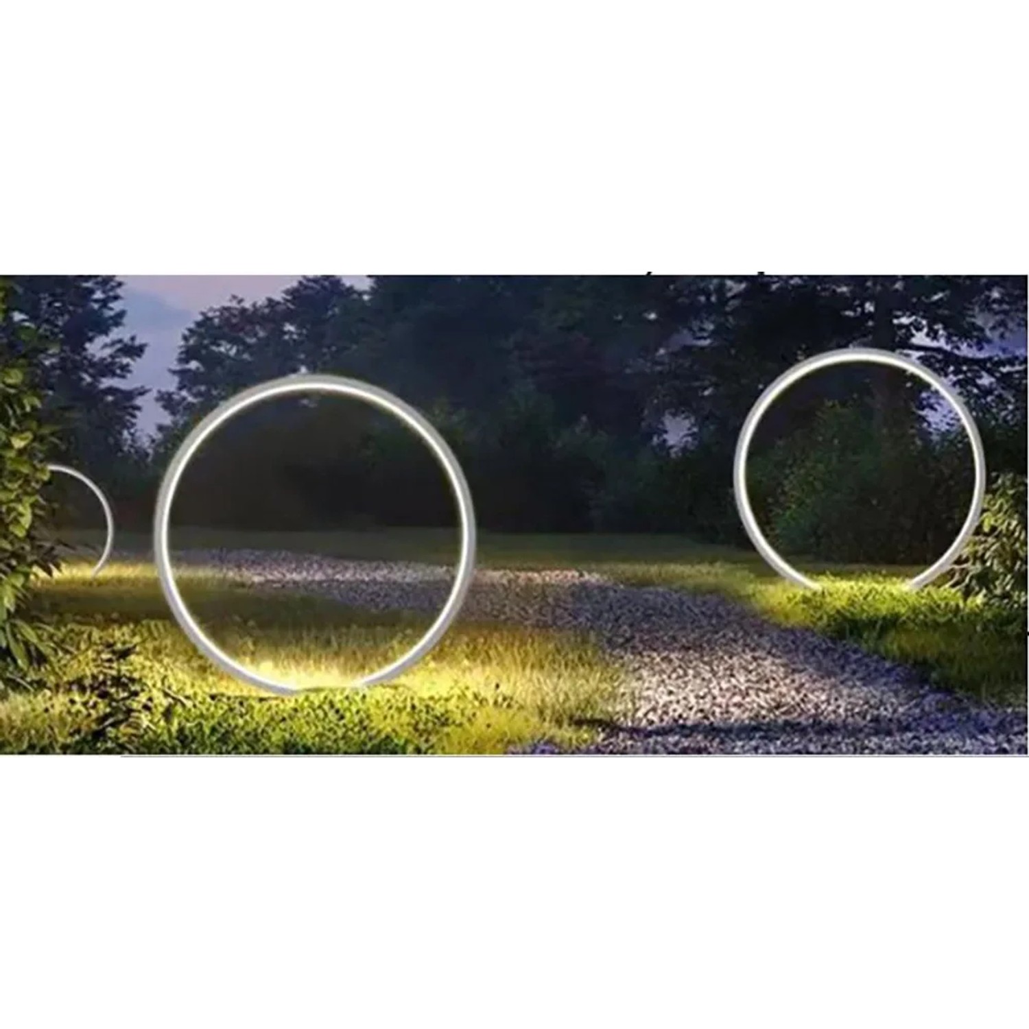 LED-Gartenstrahler Zirkulu: Schwarze Erdspießleuchte, 48 cm, warmweißes Licht für stimmungsvolle Gartenbeleuchtung.