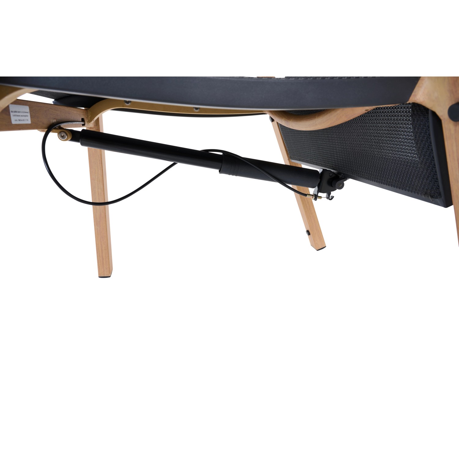 Detailaufnahme des Siena Garden Dining Sessels Move Catania: Mechanismus zur Verstellung der Rückenlehne.