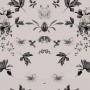 Fototapete mit Blumenmuster in Schwarz-Weiß, 5,00 m x 2,70 m, FSC®-zertifiziert.