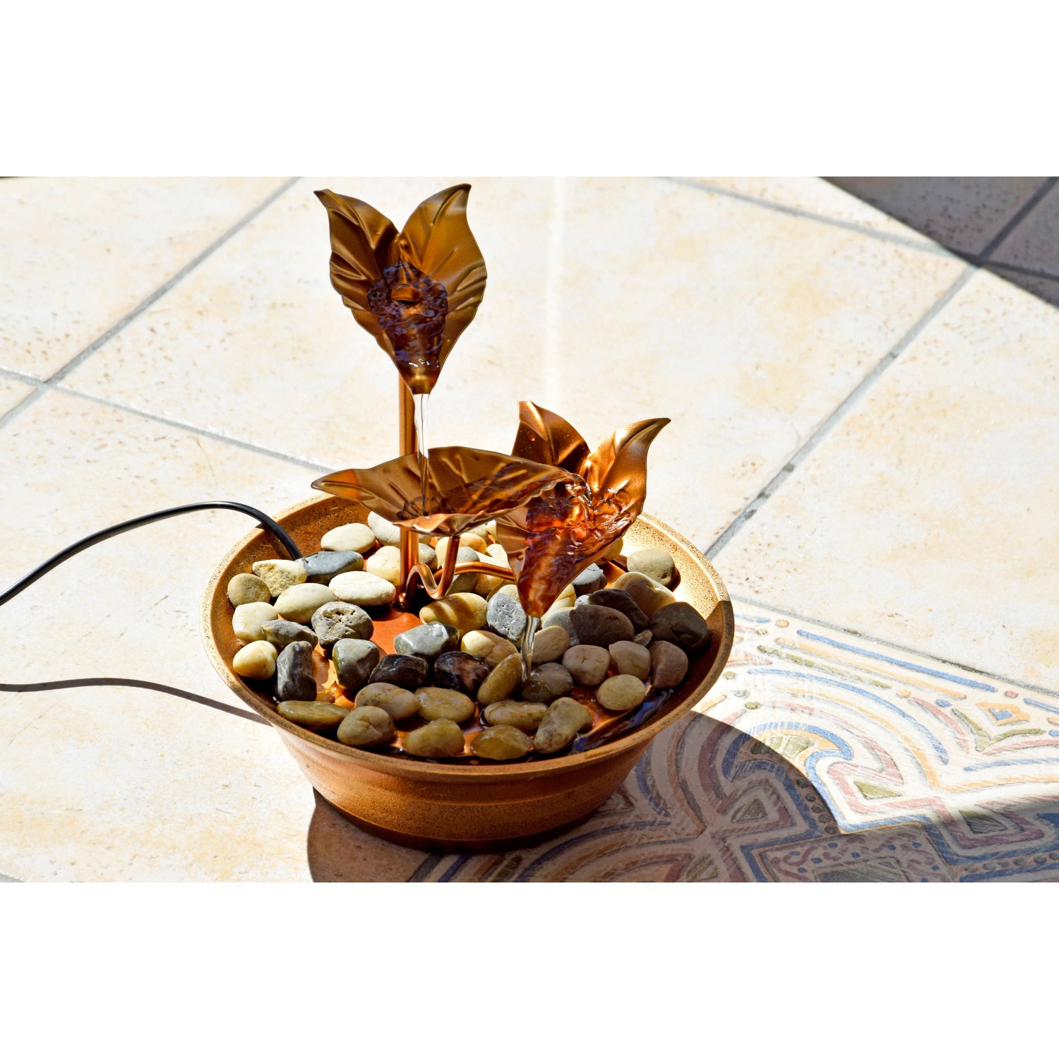 Dobar Design Zimmerbrunnen aus Metall/Kunststoff mit Deko-Steinen, braun. Zimmerbrunnen für entspannende Atmosphäre.