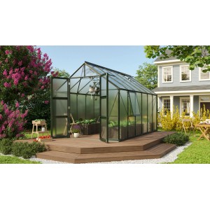 Vitavia Gewächshaus Olymp 9900 HKP 4 mm Smaragd Vorzugsset mit geöffneten Türen auf Holzterrasse.