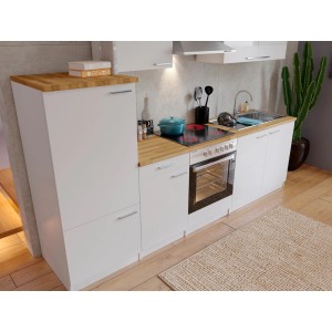 Weiße Respekta Küchenzeile KB270WWC (270 cm) mit E-Geräten und Spüle.
