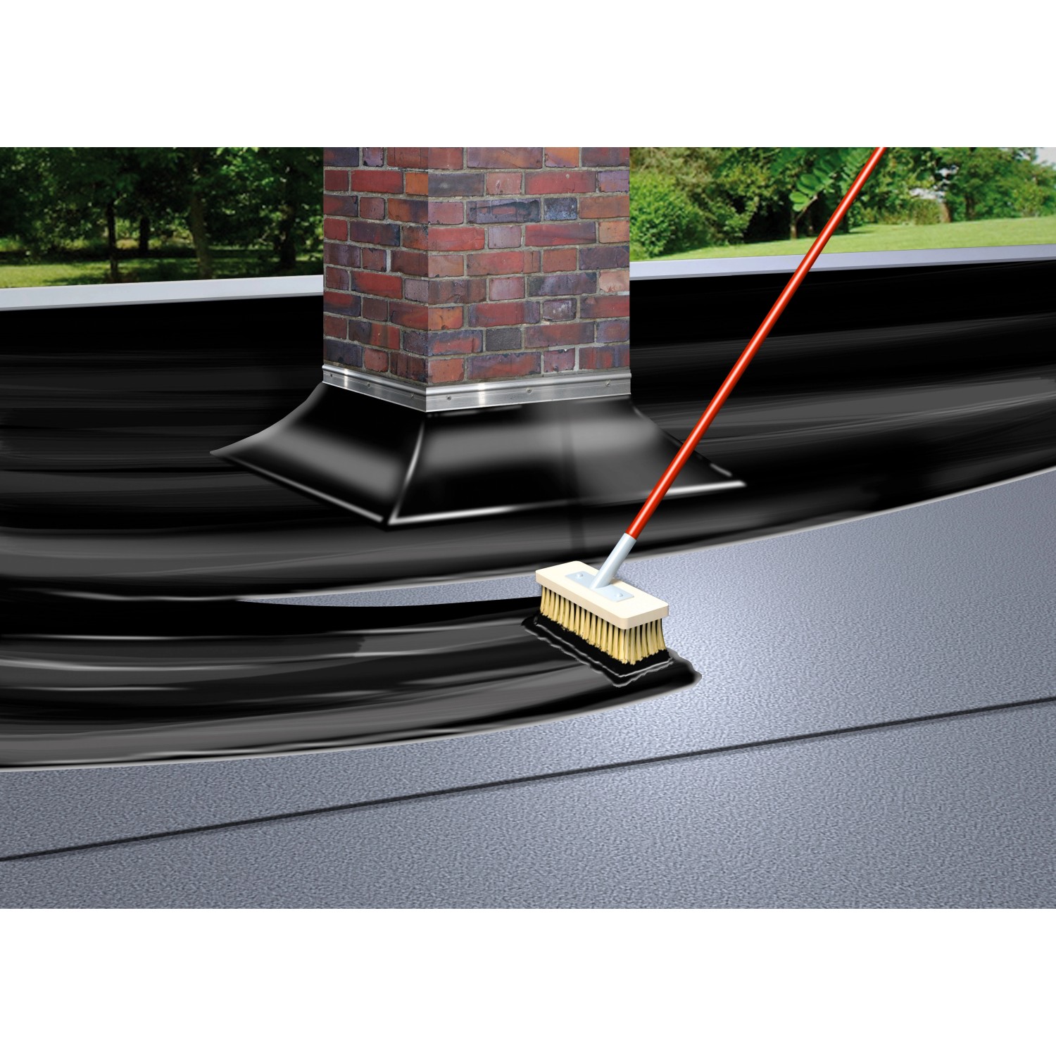 Auftragen von MEM Dachlack (5 l) auf eine Bitumen-Dachbahn mit einer Bürste.