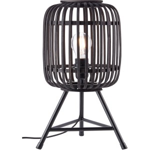 Schwarze Brilliant Tischlampe Woodrow im Design mit Dreibein-Fuß und Rattan-Schirm.