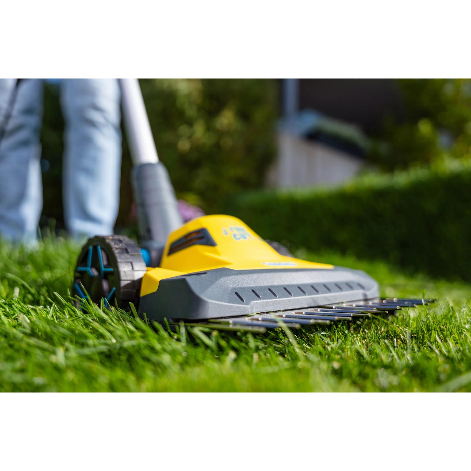 Gloria ElektroRasen und Kantenschneider FineCut 230 V kaufen bei OBI