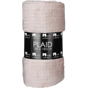 Beige Fleecedecke (180x130cm) von In the Mood, zusammengerollt.