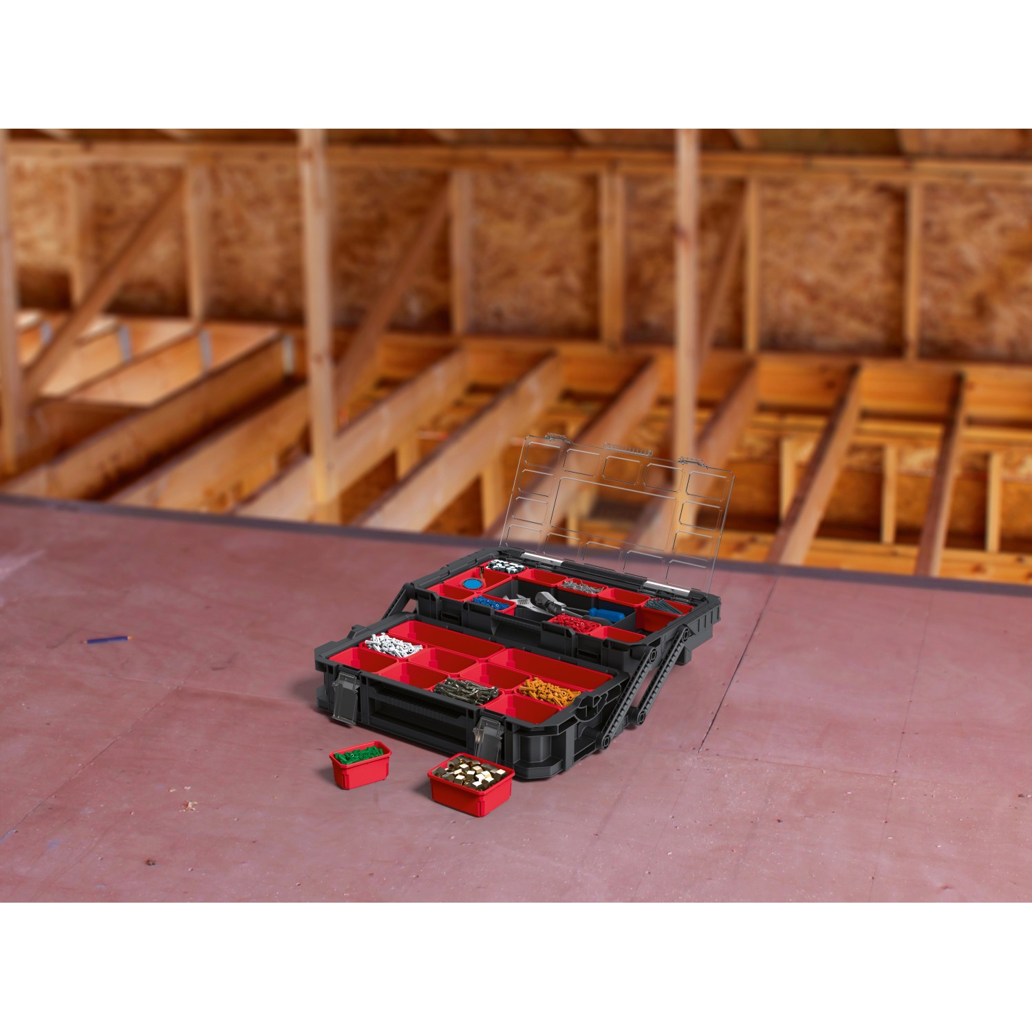 Keter Connect Cantilever Organizer: Werkzeugkoffer mit zwei Etagen und herausnehmbaren Fächern für Kleinteile.