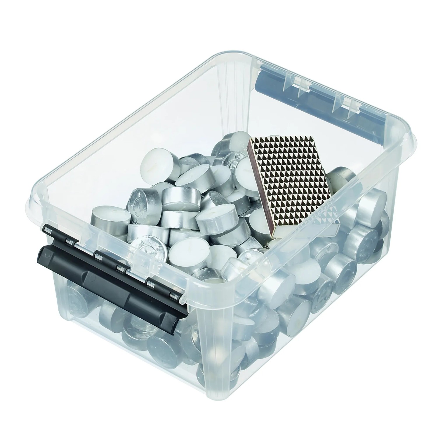 Transparente SmartStore Aufbewahrungsbox Classic 8L mit Teelichtern und Streichholzschachtel.