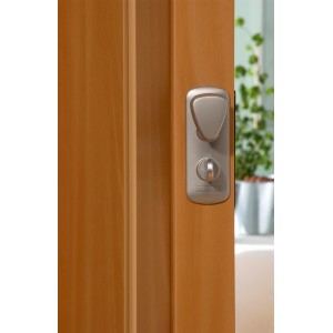 Falttür Spacy in Kirschbaumoptik, Detailansicht des Türschlosses.