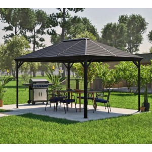 Sojag Pavillon Ventura, anthrazit, mit Tisch und Stühlen im Garten.