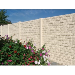 Betonzaun-Platte Romania, 200x38,5x3 cm, in Steinoptik als Sicht- und Windschutz im Garten.