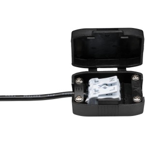 Detailaufnahme der Paulmann Einbauleuchte Cole: Schwarze Anschlussdose mit geöffnetem Deckel und sichtbarer Verkabelung.