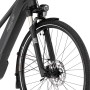 Detailaufnahme des Vorderrads vom Fischer E-Bike Viator 6.0i mit Federgabel und Scheibenbremse.