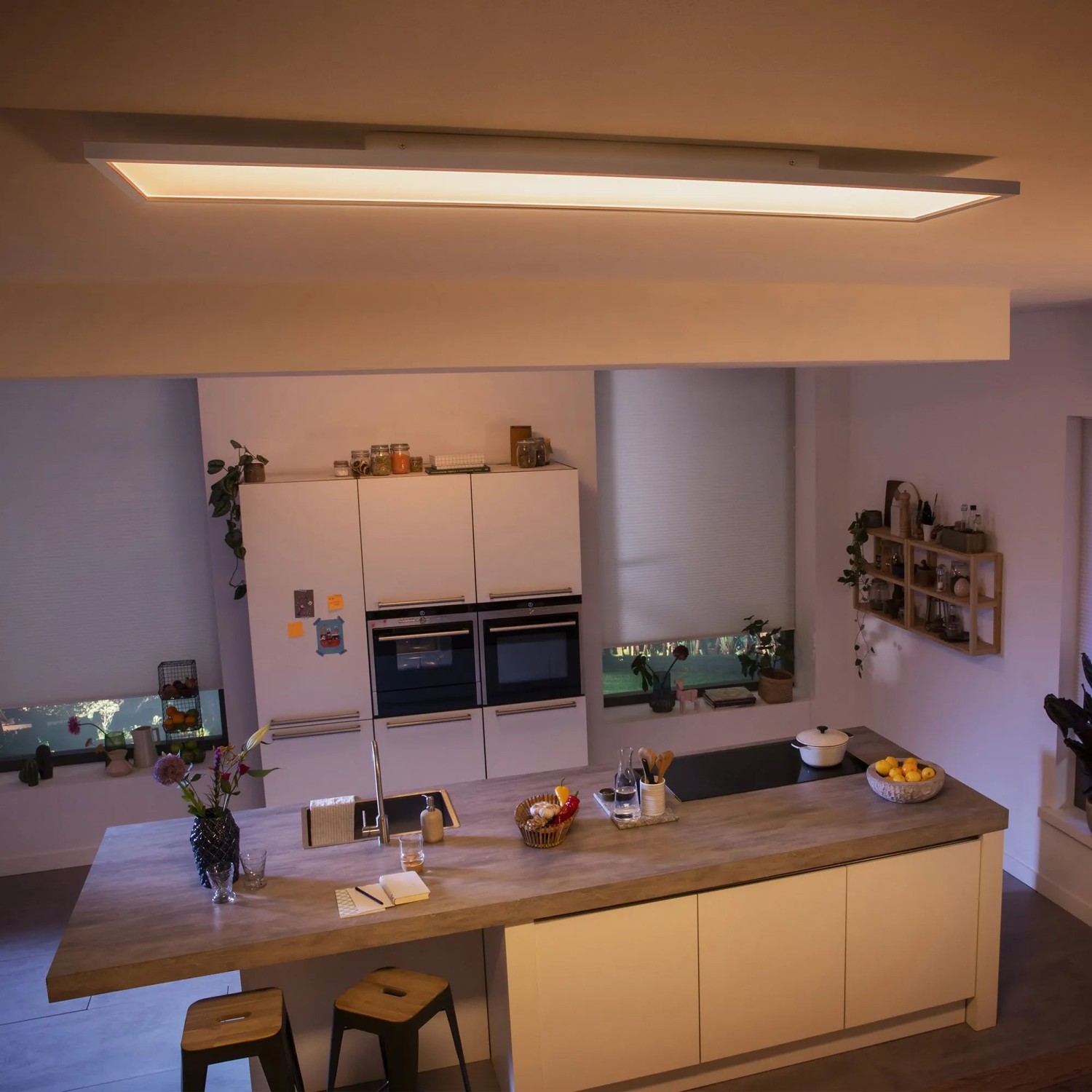 Philips Hue Deckenleuchte Aurelle Bundle & Dimmschalter Weiß 131,5 cm x 30 cm_5