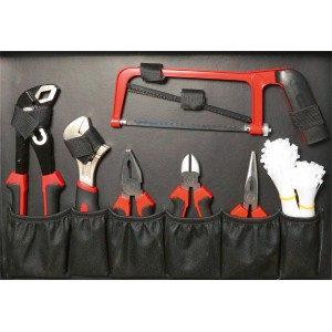 Werkzeug-Set: Werkzeug-Trolley mit Zangen, Säge, Kabelbindern im schwarzen Werkzeugkoffer.